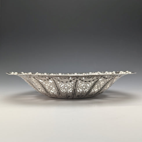 1894 British Antique Sterling Silver Earring Decoration Bowl/Dish 232g Martin Hall